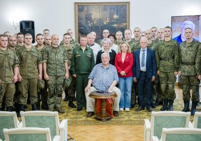 «НО ОТ РОДИНЫ НЕ УЛЕТИШЬ…»: В ЦДРА ПРОШЛА ВСТРЕЧА С ПОЭТОМ ЗАСЛУЖЕННЫМ РАБОТНИКОМ КУЛЬТУРЫ РФ ВЛАДИМИРОМ СИЛКИНЫМ