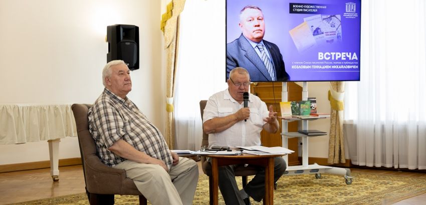 ОТ СБОРНИКА СТИХОВ О МАМЕ ДО ПОСВЯЩЕНИЙ ЗАЩИТНИКАМ ОТЕЧЕСТВА